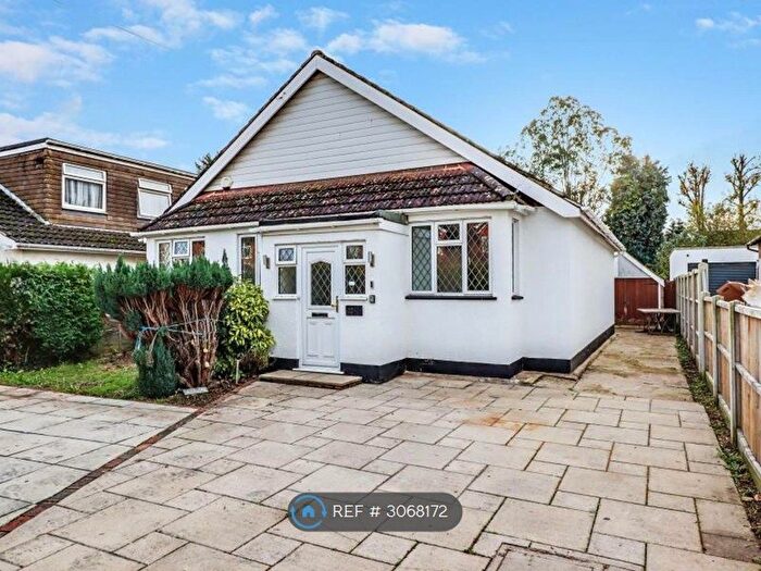 4 Bedroom Bungalow To Rent In Pooley Green Road, Egham, TW20
