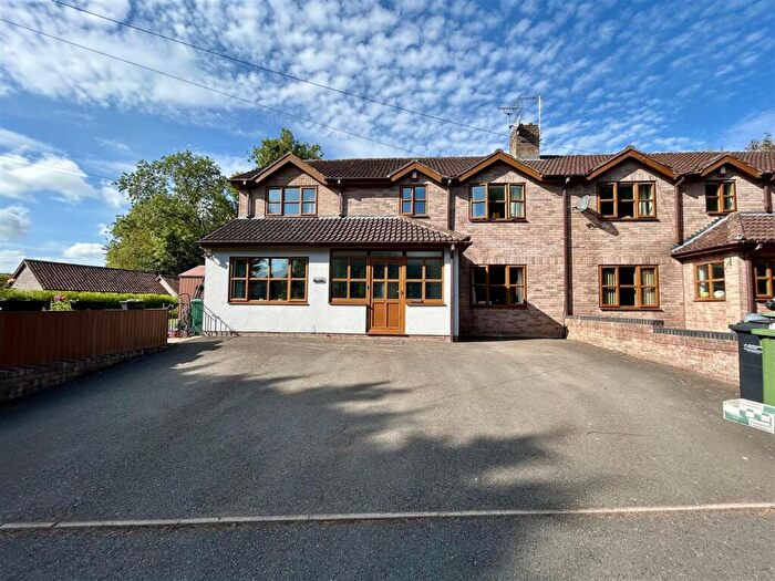 5 Bedroom Semi-Detached House For Sale In Upper Lyde, Nr Hereford, HR4