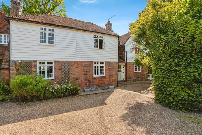 3 Bedroom Semi-Detached House For Sale In Fosten Green, Biddenden, Ashford, Kent, TN27