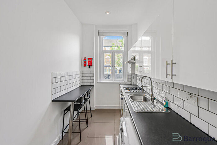 1 Bedroom Apartment To Rent In Stroud Green Road, Finsbury Park, N4