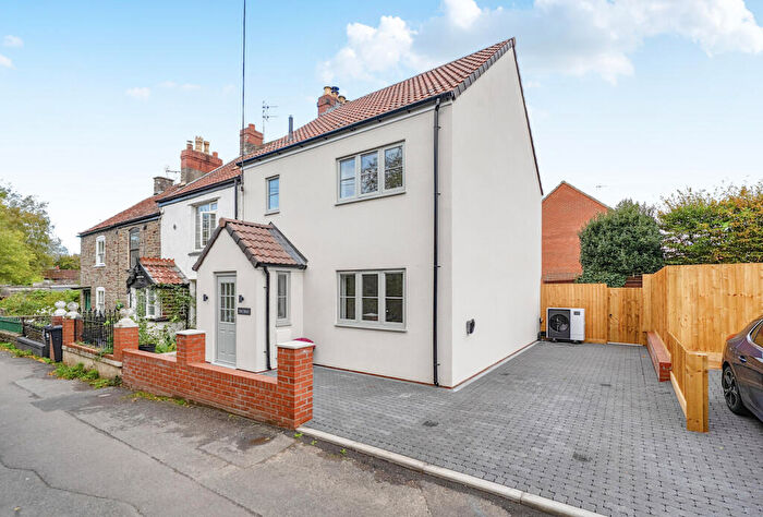 3 Bedroom End Of Terrace House For Sale In Emersons Green Lane, Emersons Green, Bristol, South Gloucestershire, BS16