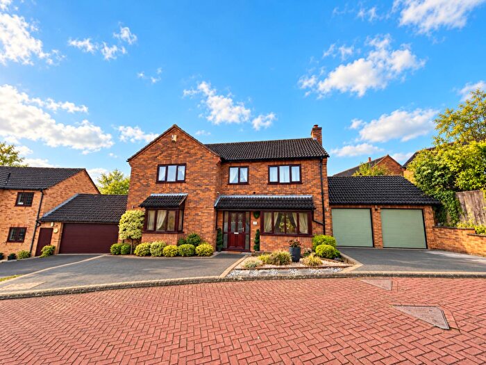 4 Bedroom Detached House For Sale In Huntsmead, Berrydale, Northampton, NN3