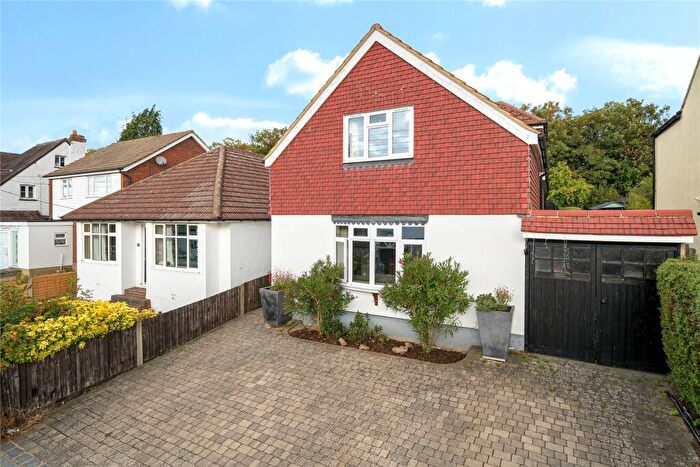 3 Bedroom Detached House For Sale In Crown Road, Orpington, Kent, BR6