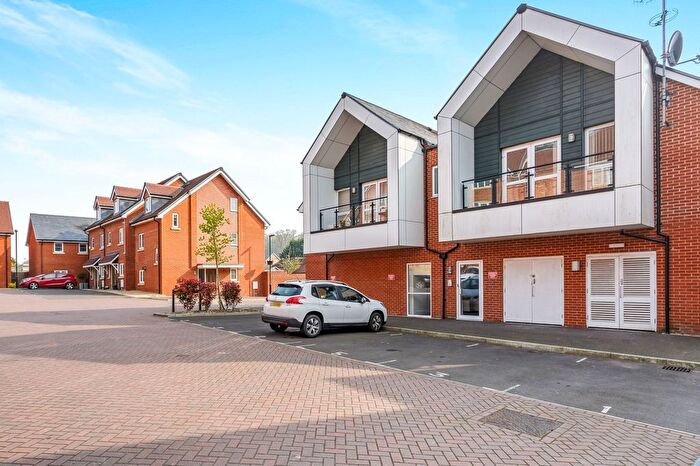 1 Bedroom Flat To Rent In Oasthouse Drive, Horndean, Waterlooville, PO8