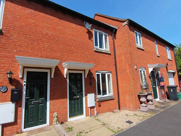 2 Bedroom House To Rent In Sloe Close, Locking Castle, Weston-super-Mare, BS22