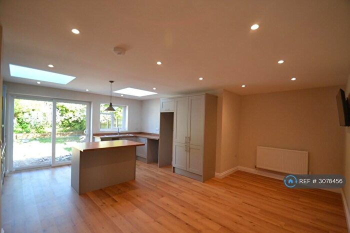 3 Bedroom Semi-Detached House To Rent In Endsleigh Gardens, Upton, Chester, CH2