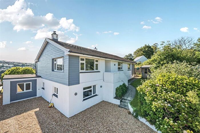 6 Bedroom Detached House For Sale In Bohelland Rise, Penryn, TR10
