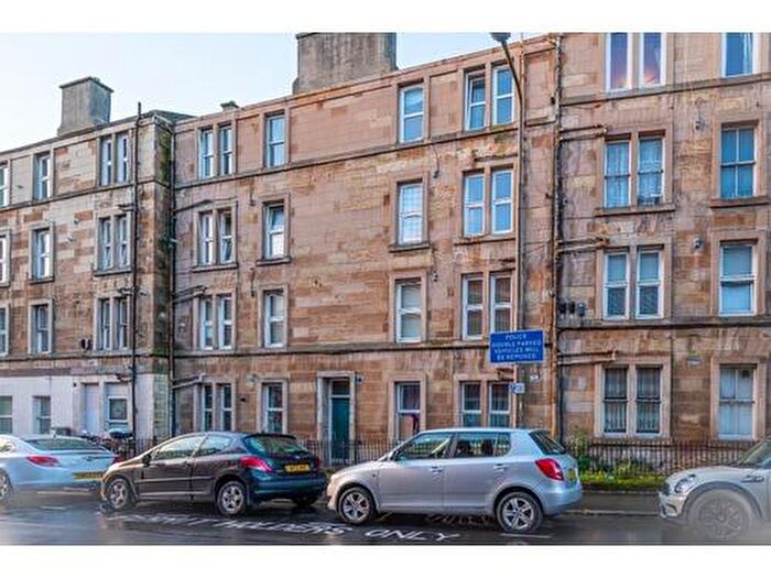 1 Bedroom Flat To Rent In Caledonian Crescent, Edinburgh, EH11