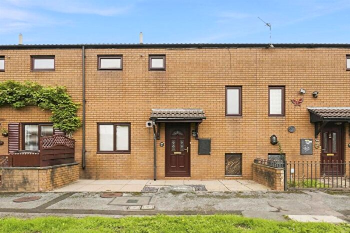 2 Bedroom Terraced House For Sale In Bucklow Walk, Macclesfield, SK11