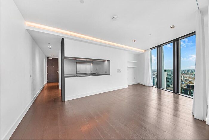 2 Bedroom Apartment To Rent In Marsh Wall, London, E14