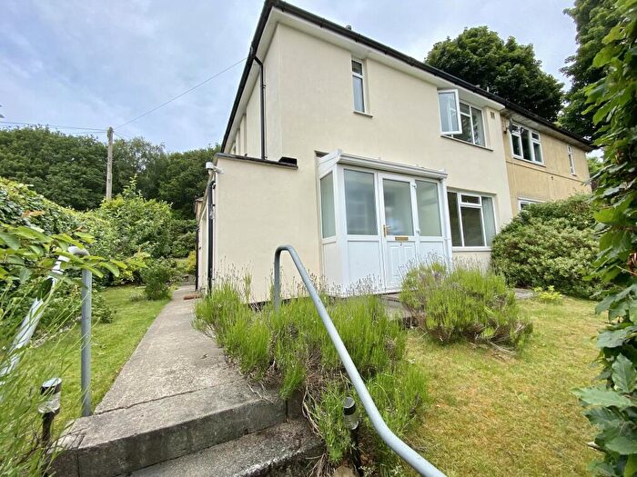2 Bedroom House To Rent In Iveson Green, LS16