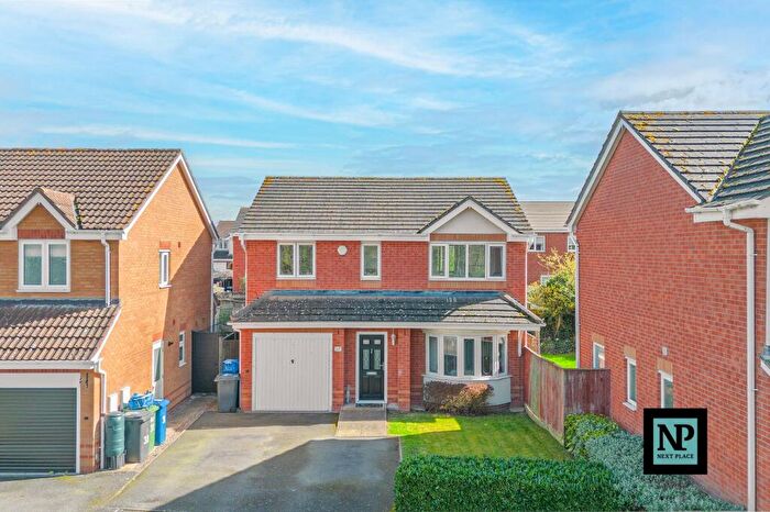 4 Bedroom Detached House For Sale In Petard Close, Two Gates, B77