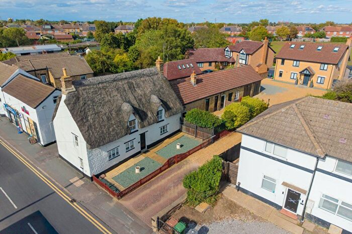 3 Bedroom Detached House For Sale In Bluebell Cottage, South Street, Stanground, PE2