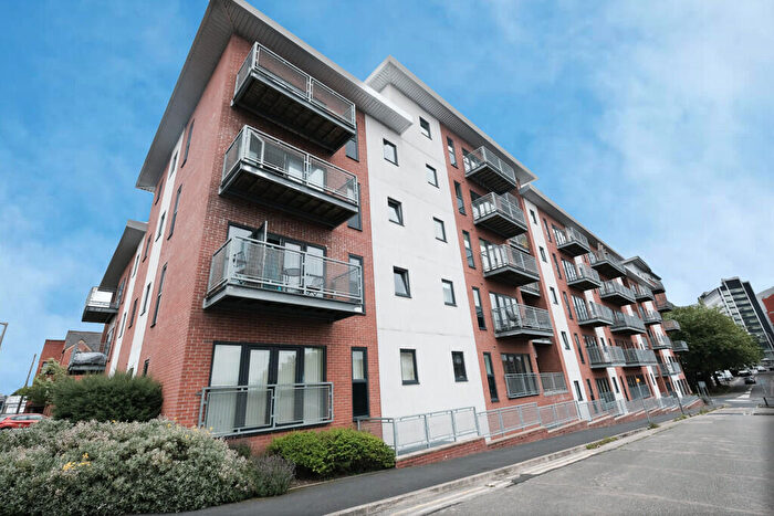 Terraced House To Rent In Lumen Court, Preston, PR1