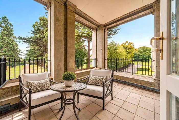 2 Bedroom Flat For Sale In St. Andrews Park, Tarragon Road, Maidstone, Kent, ME16