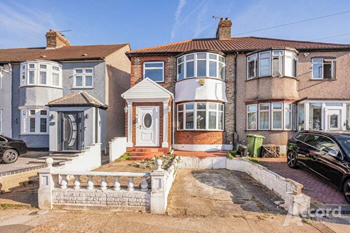 3 Bedroom Semi-Detached House For Sale In Seymer Road, Romford, RM1