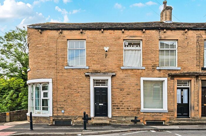 3 Bedroom End Of Terrace House For Sale In Water Street, Skipton, North Yorkshire, BD23