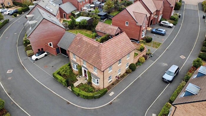 4 Bedroom Detached House For Sale In Pintail Lane, Thrapston, NN14