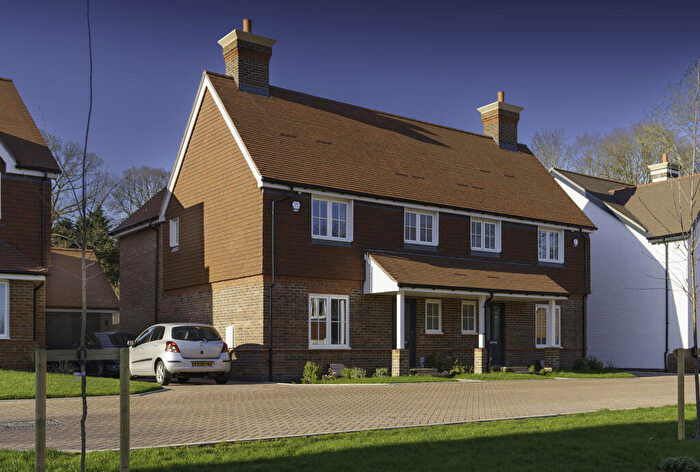 3 Bedroom Semi-Detached House For Sale In Bostocks Close, Cranleigh, Ewhurst, GU6