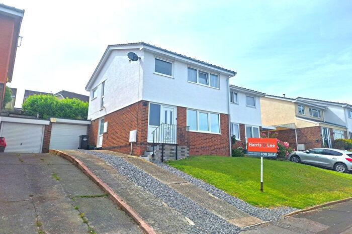 3 Bedroom Semi-Detached House For Sale In Willow Drive, Hutton, Weston-Super-Mare, BS24