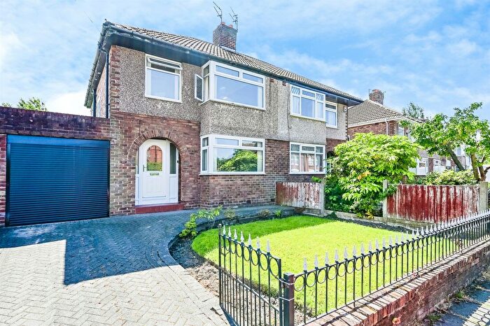 3 Bedroom Semi-Detached House For Sale In Ashton Drive, Liverpool, L25