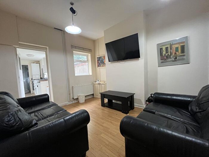 3 Bedroom House To Rent In George Road (D), Selly Oak, West Midlands, B29