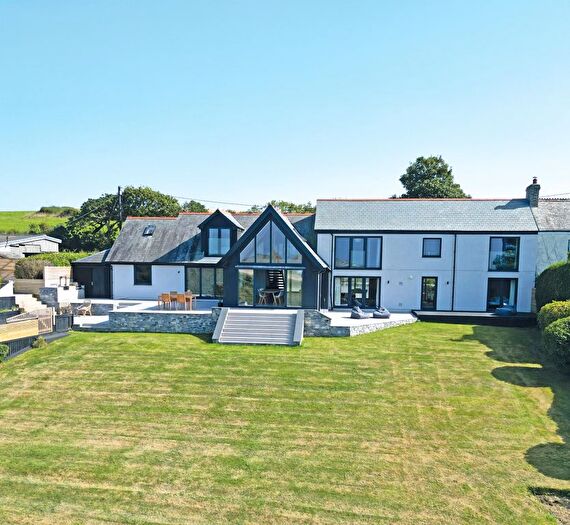 6 Bedroom Semi-Detached House For Sale In Cox Hill, Cocks, Perranporth, Cornwall, TR6