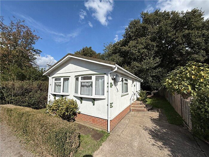 2 Bedroom Park Home For Sale In Surrey Hills Residential Park, Boxhill Road, Tadworth, Surrey, KT20
