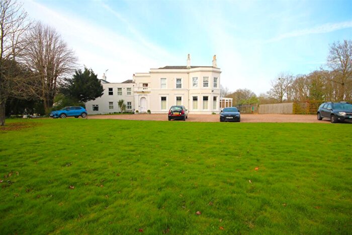 2 Bedroom Apartment To Rent In London Road, Dunkirk, ME13