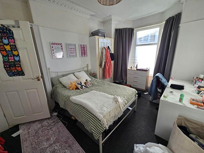 6 Bedroom House To Rent In Gordon Road, Roath, CF24