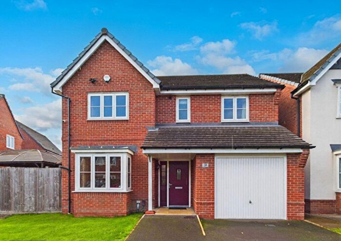 4 Bedroom Detached House For Sale In Horseley Avenue, Worsley, Manchester, M28
