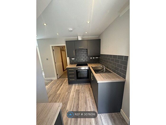 1 Bedroom Flat To Rent In Spring Gardens, Doncaster, DN1
