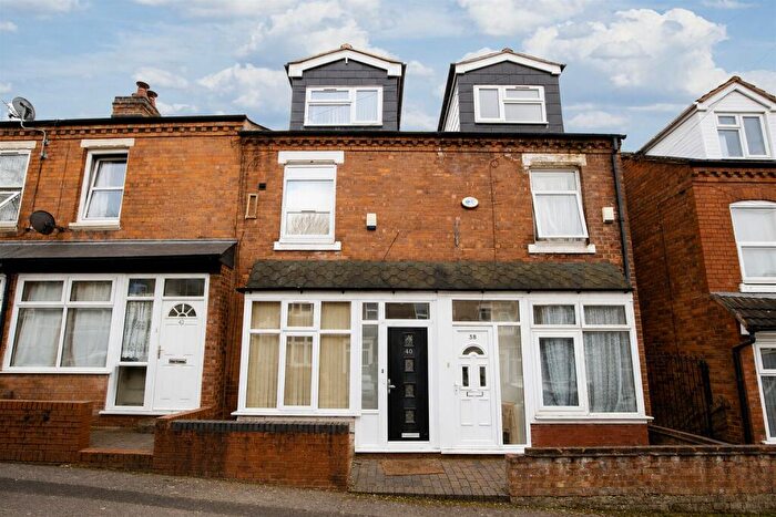 6 Bedroom House To Rent In Teignmouth Road, Birmingham, B29