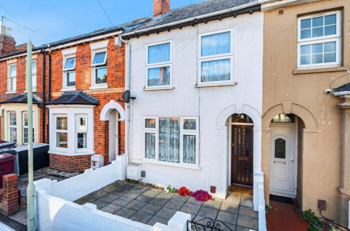 3 Bedroom Terraced House For Sale In Blenheim Road, Reading, Berkshire, RG1