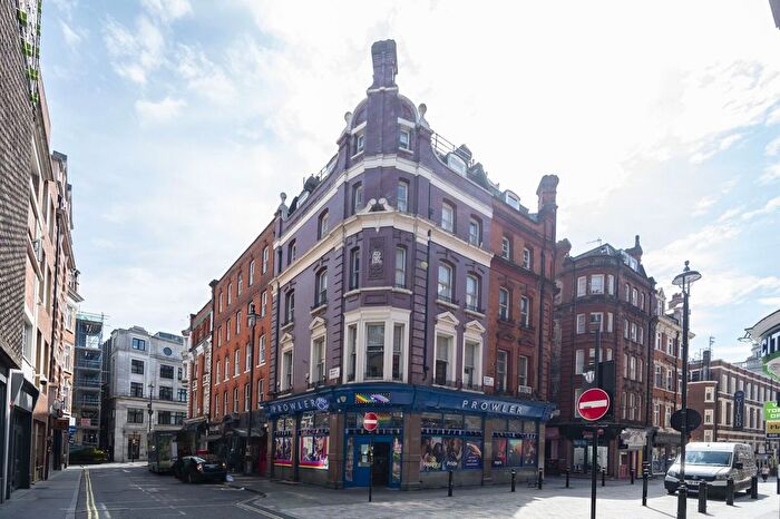 Studio To Rent In Tisbury Court, Soho, London, W1D