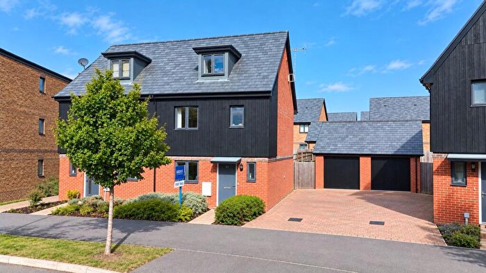 4 Bedroom Semi-Detached House For Sale In Princess Marina Drive, Arborfield Green, RG2
