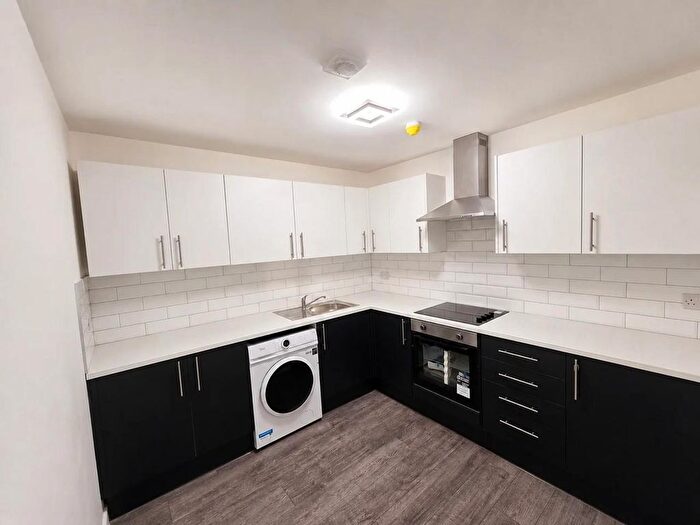 Studio To Rent In Buckland Road, Maidstone, ME16