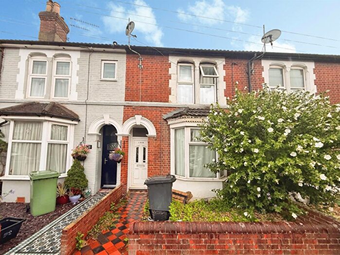4 Bedroom Terraced House For Sale In Market Street, Eastleigh, SO50