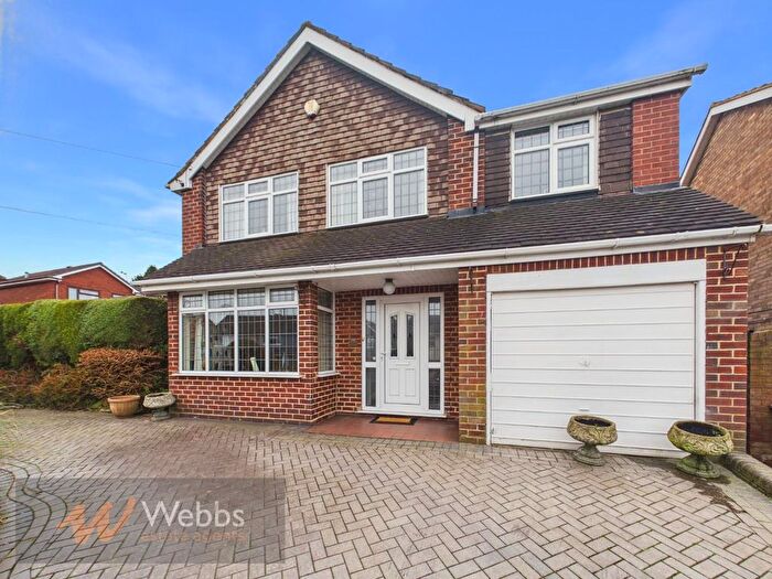4 Bedroom Detached House For Sale In Friezland Lane, Walsall, WS8