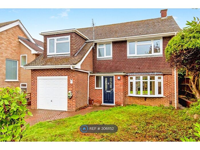 4 Bedroom Detached House To Rent In Pantheon Road, Chandler's Ford, SO53