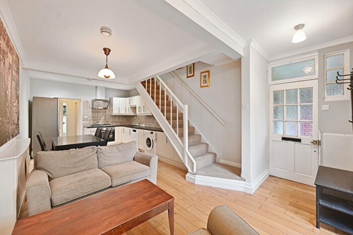 3 Bedroom Terraced House For Sale In Henchman Street, London, W12