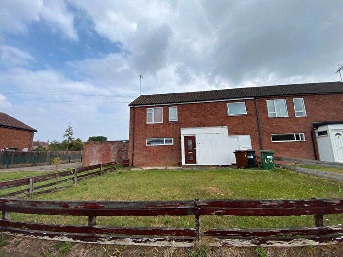 3 Bedroom Semi-Detached House To Rent In Studfall Avenue, Corby, Northants, NN17