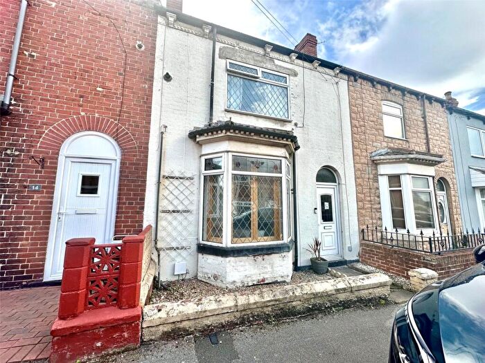 3 Bedroom Terraced House For Sale In New Street, Kippax, Leeds, West Yorkshire, LS25