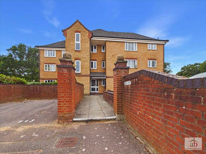 2 Bedroom Apartment For Sale In Mill Road Drive, Warren Heath, IP3