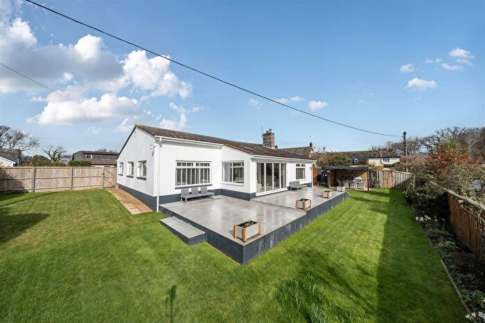 3 Bedroom Bungalow For Sale In Cheriton Bishop, Exeter, EX6