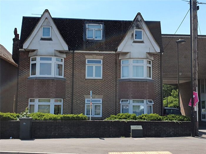1 Bedroom Flat To Rent In London Road, Slough, Berkshire, SL3