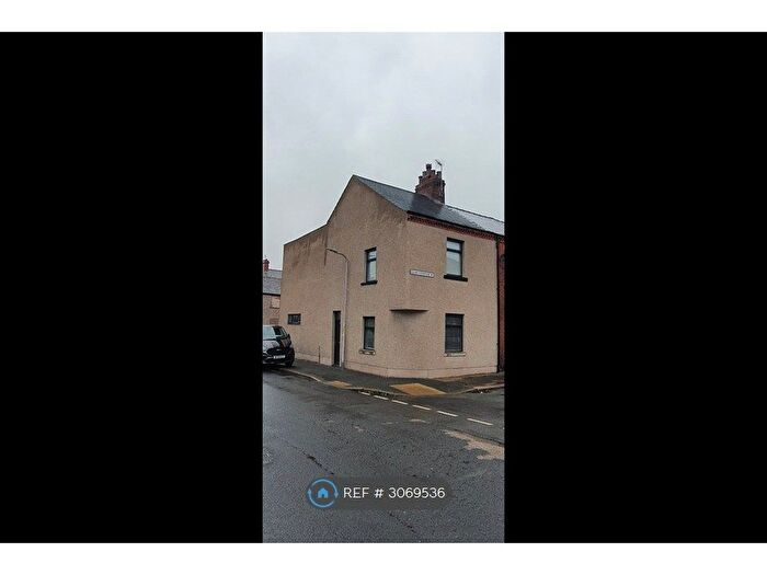 3 Bedroom End Of Terrace House To Rent In Gloucester St, Barrow-In-Furness, LA13