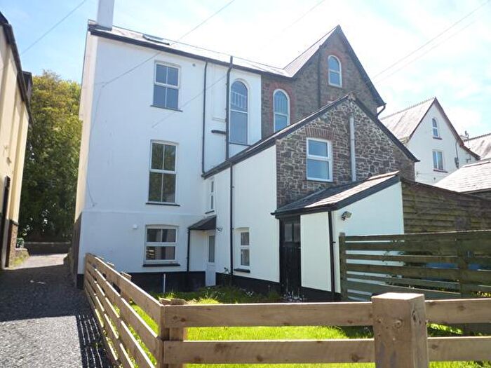 1 Bedroom Flat To Rent In Flat, North Road, EX22