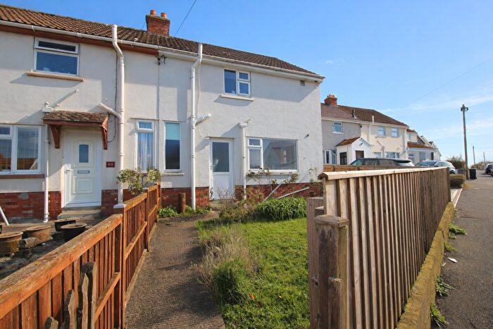 3 Bedroom Semi-Detached House For Sale In Grange Avenue, Street, BA16