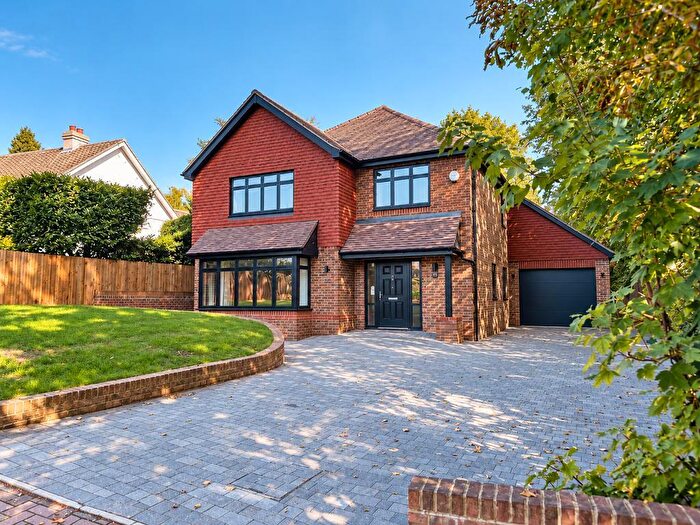 5 Bedroom Detached House To Rent In Stanley Road, Orpington, Kent, BR6